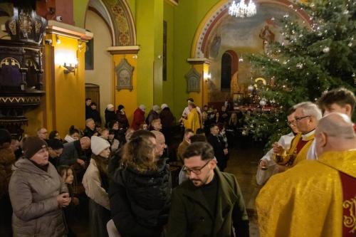 606802a1-c303-4304-8128-409b28987bae