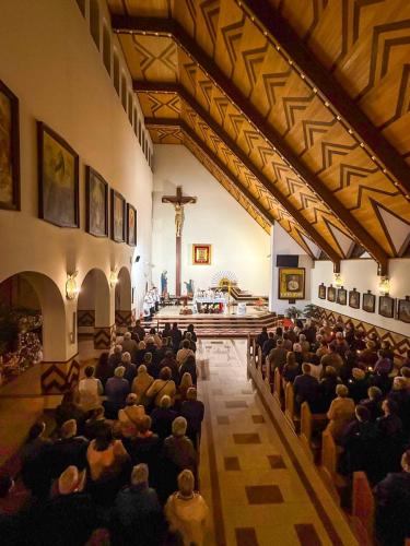 100C9EE1-AA6C-402F-8C12-F1B641BEB3B6-20