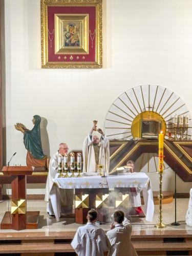 57ab069d-aaa7-40b5-b548-4436241e34b7-17