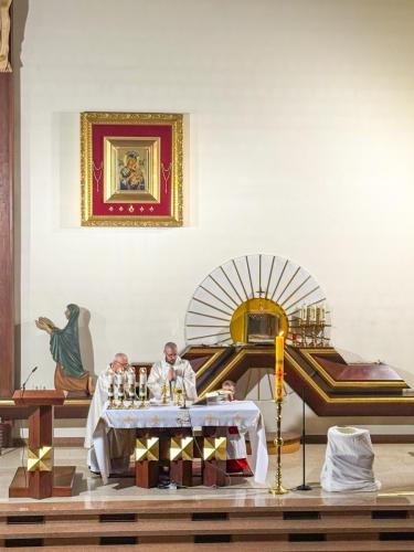 CBF3C04F-8BA2-442F-8CB4-7B87B1C9905A-19