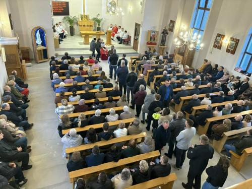 5a1db808-3dc7-4551-acfd-7390235dcad2