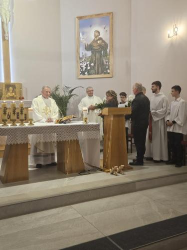 5f14f21e-3b13-4948-9abc-497b165c8fd1